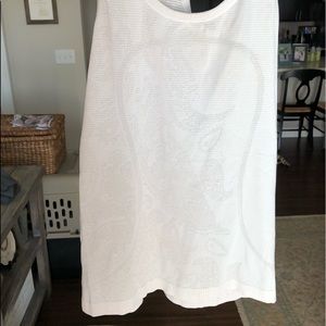 Lululemon Cream Tank Top with Logo and Pattern